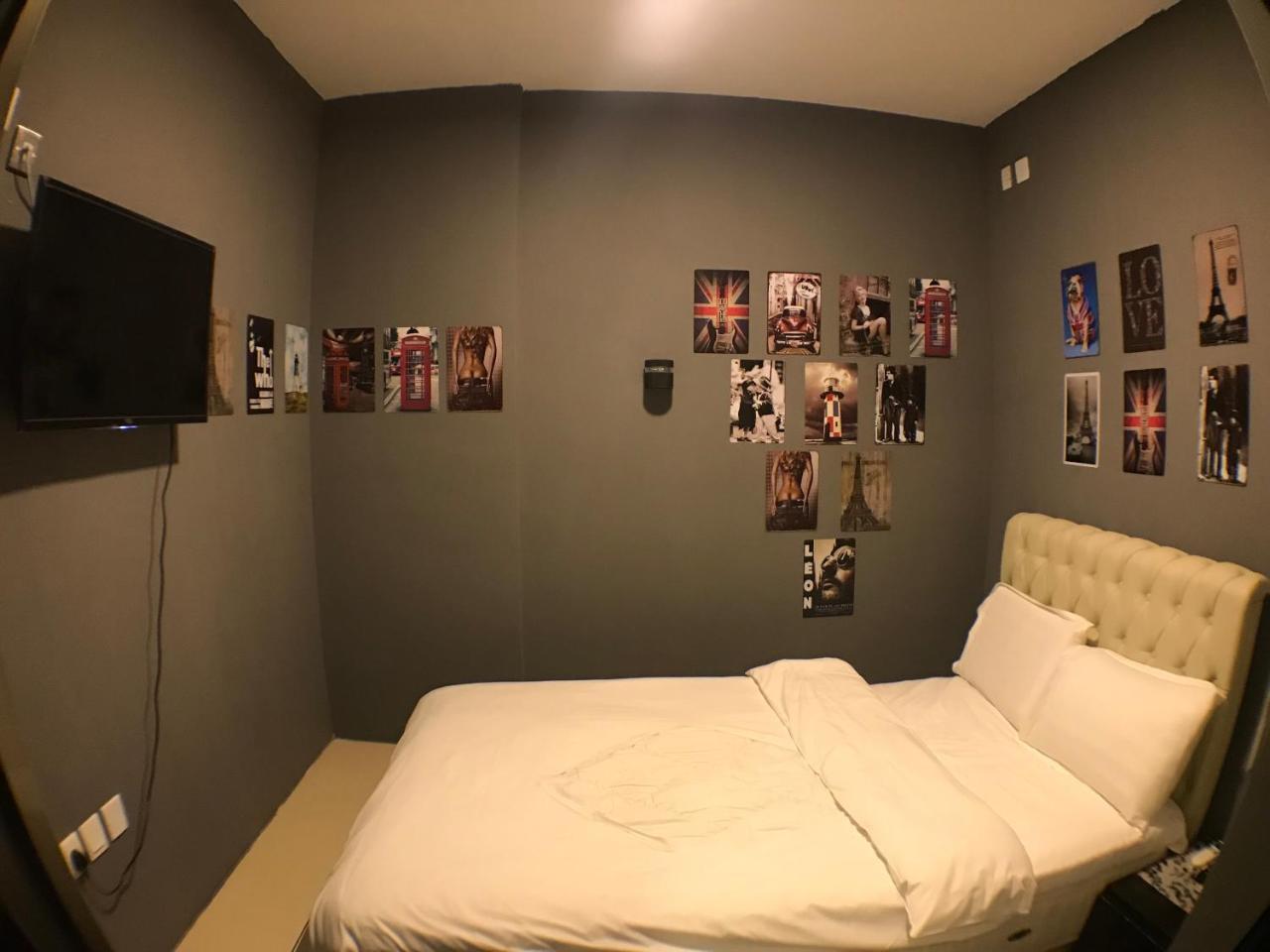 Guest house Tong Luo Wan *