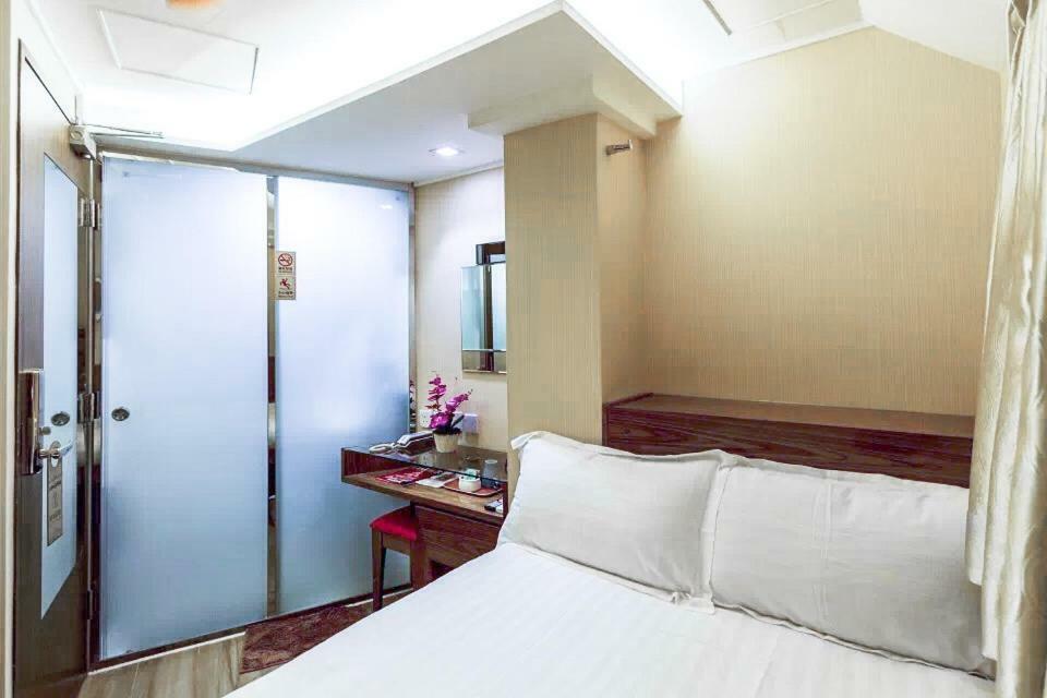 Shanghai Red Hotel Hong Kong