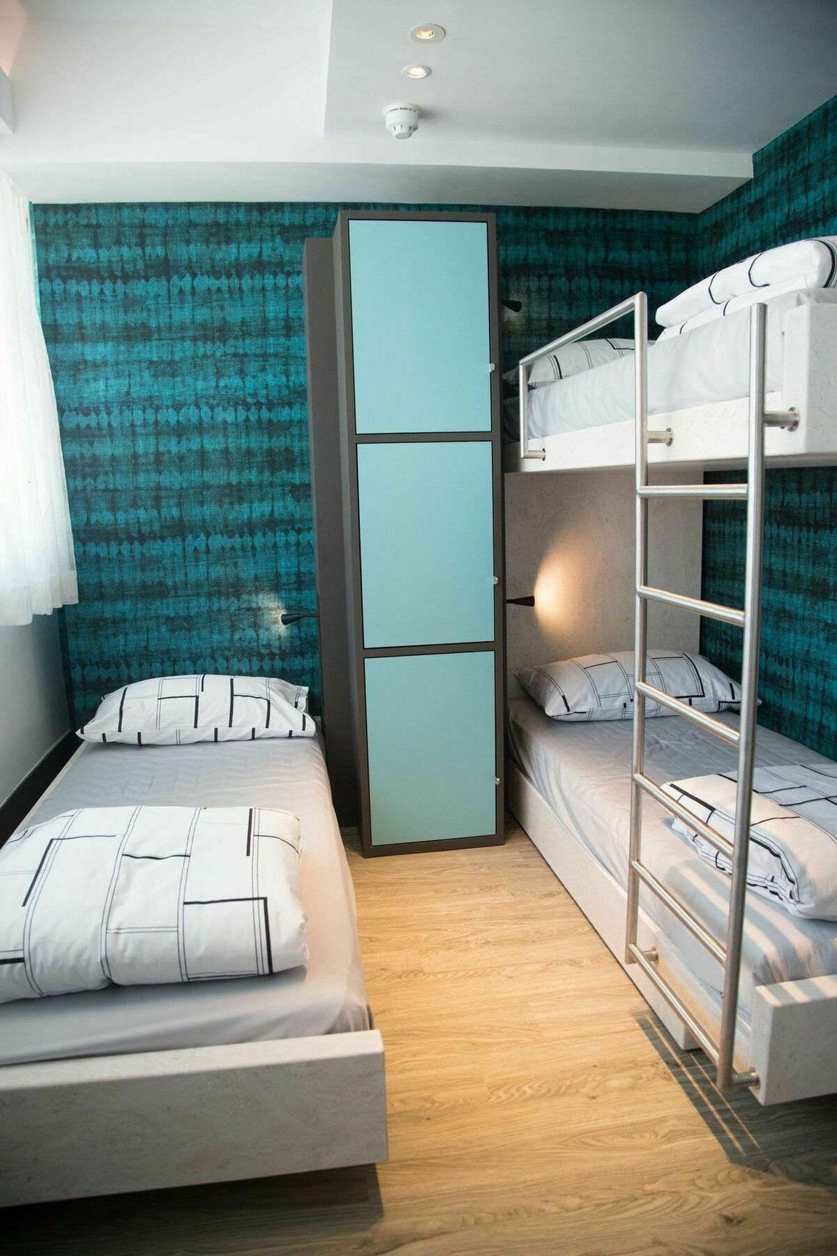 Hotel The Aberdeen Harbour By Ovolo