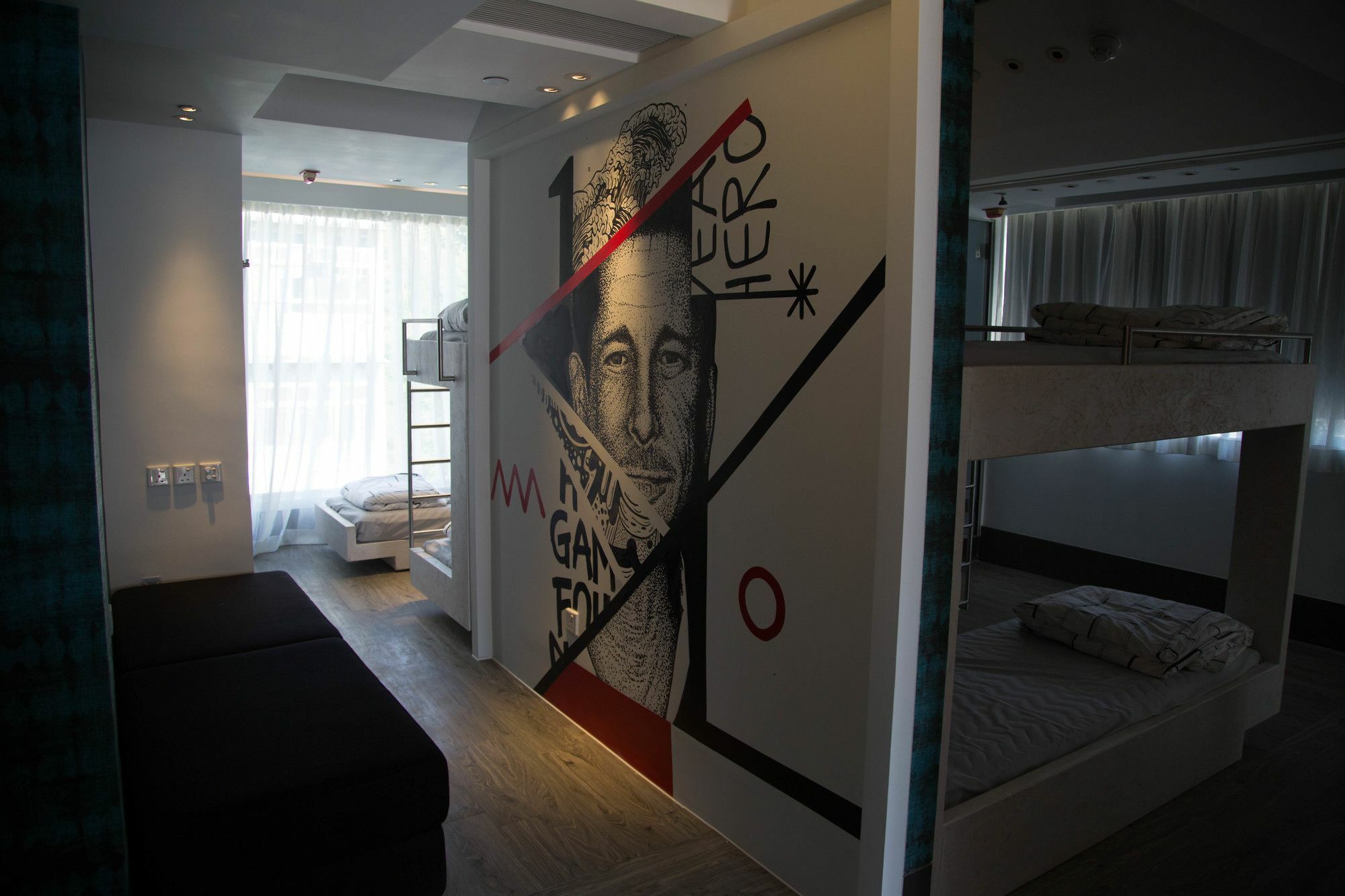 The Aberdeen Harbour By Ovolo 3*