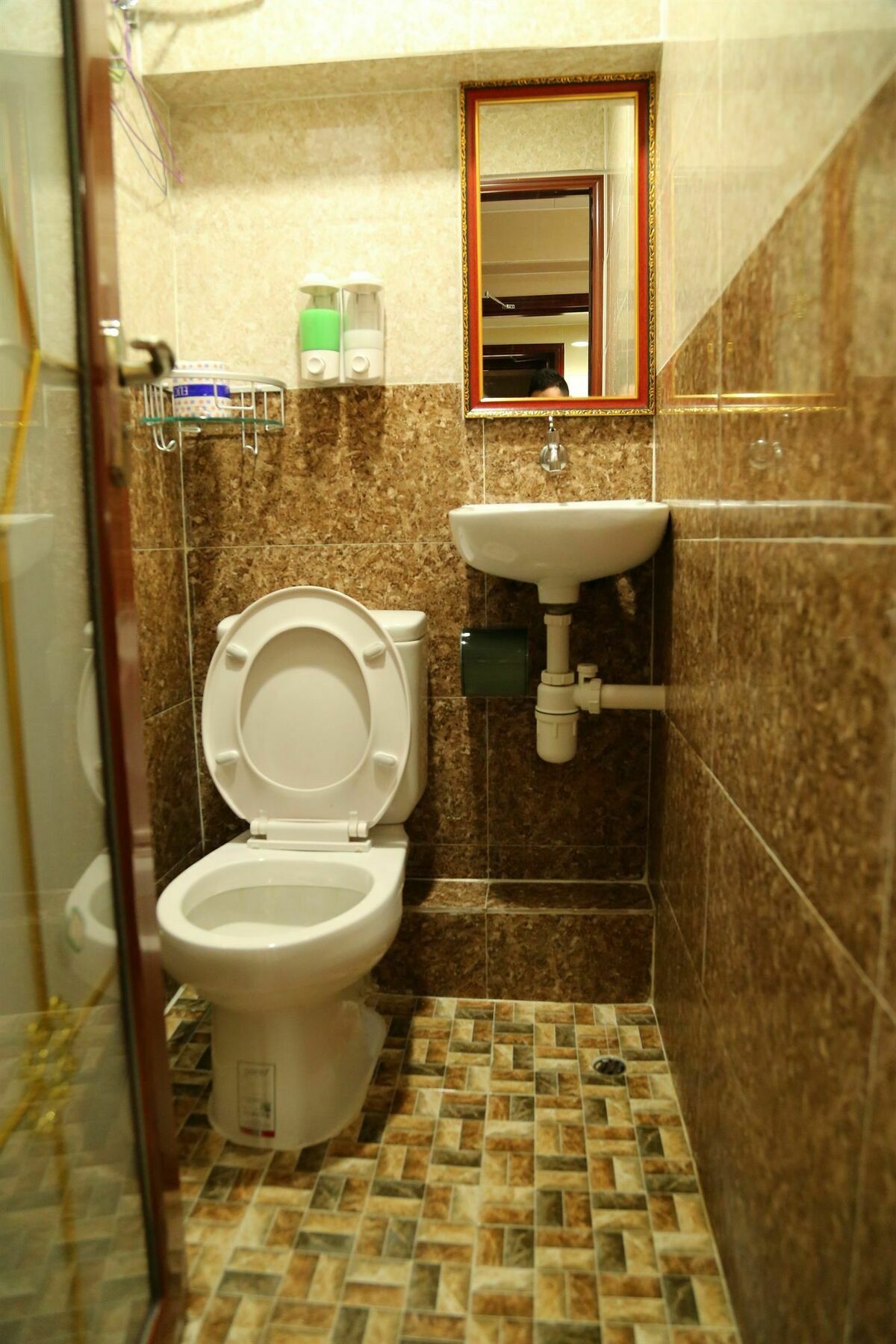 New Tokyo Guest house Hong Kong