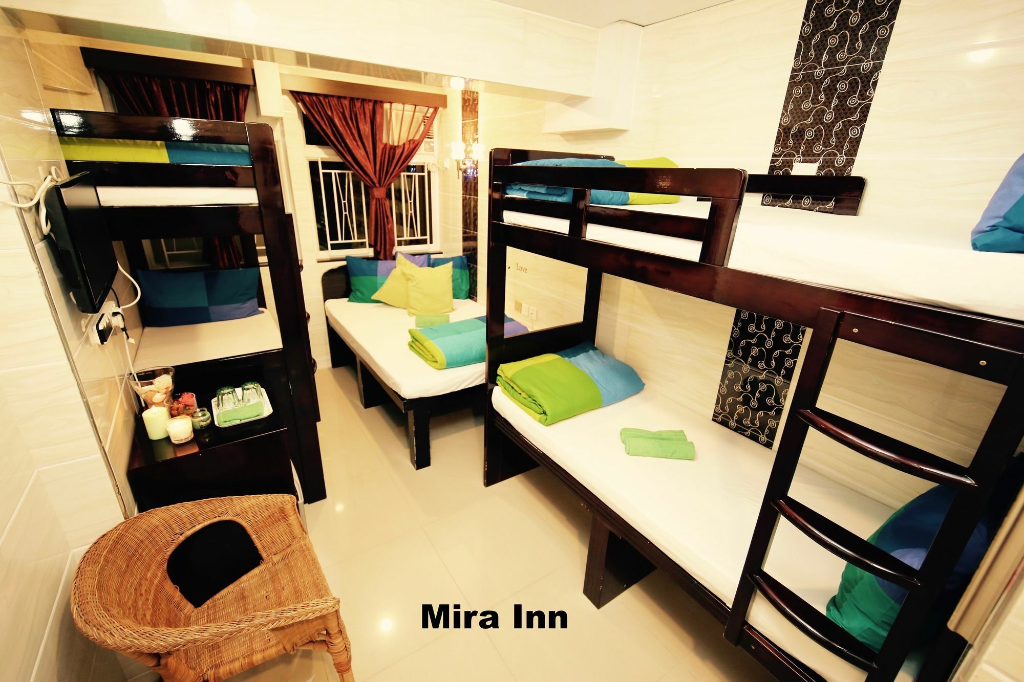 Mira Rumah tetamu Hong Kong
