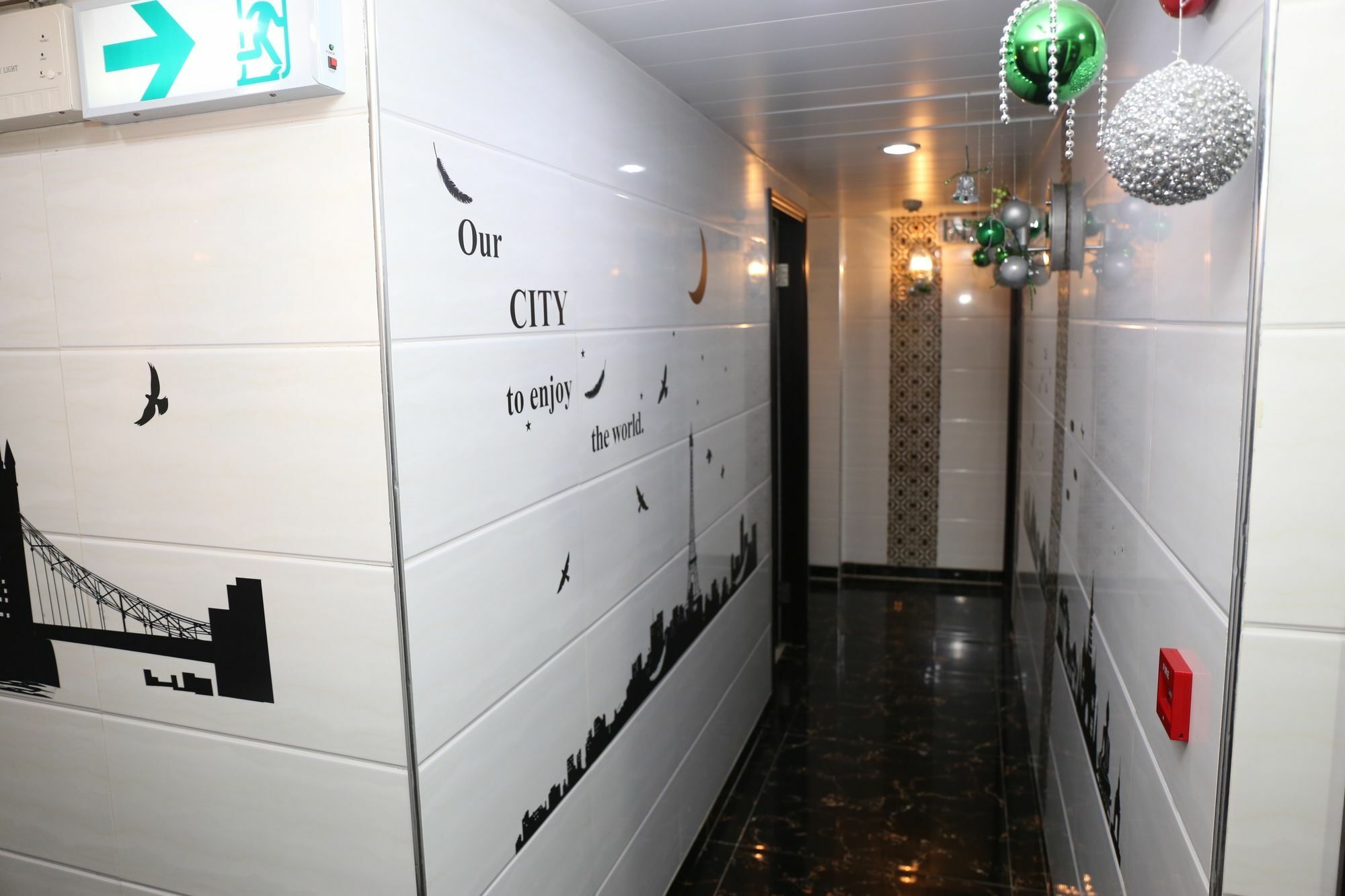 Mira * Hong Kong