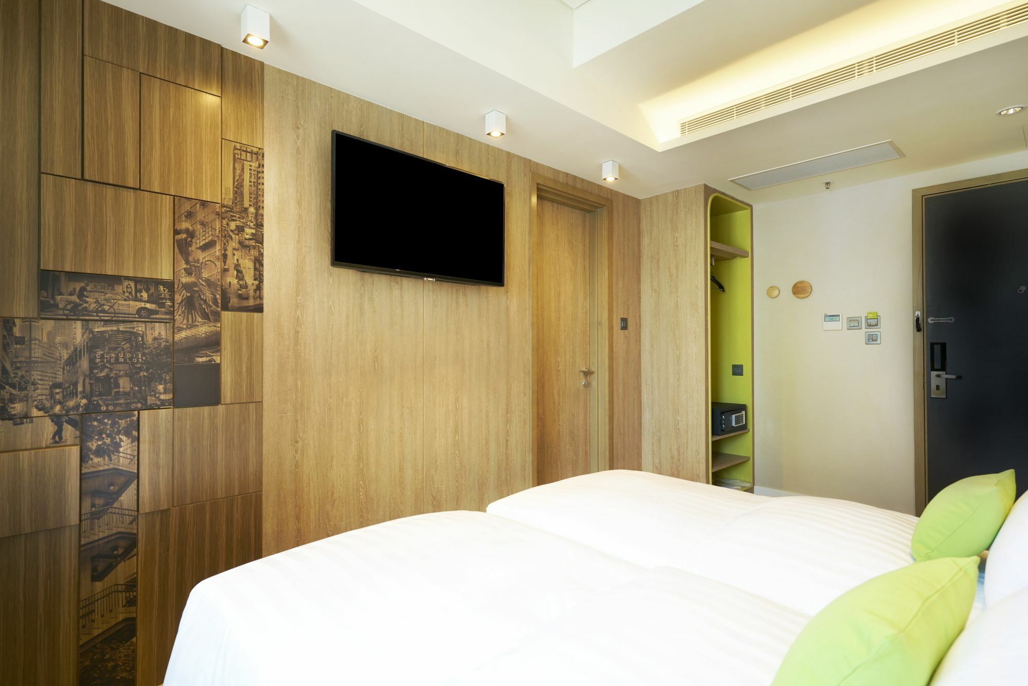 Ease Access Wan Chai Hong Kong