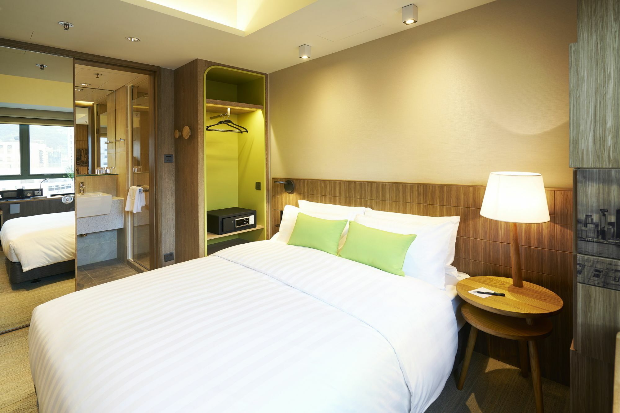 Ease Access Wan Chai Hong Kong
