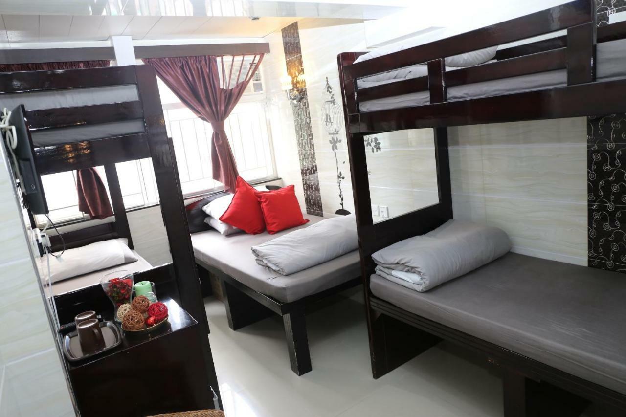 Rumah tetamu Mira *