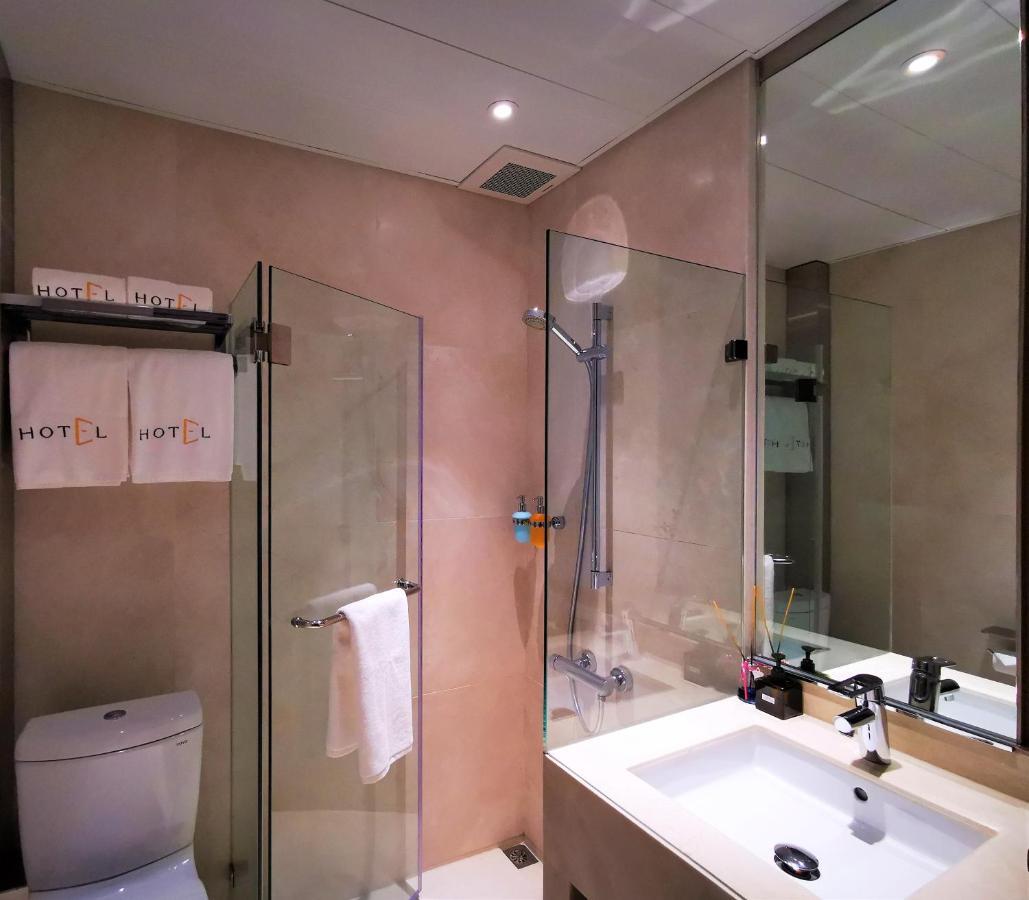 Hotel E 3*